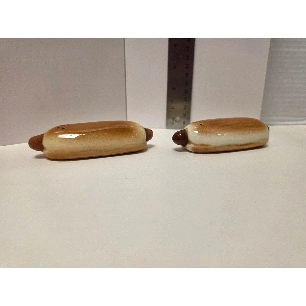 vintage Virginia Ann Ceramics salt and pepper shakers shaped like hot dogs